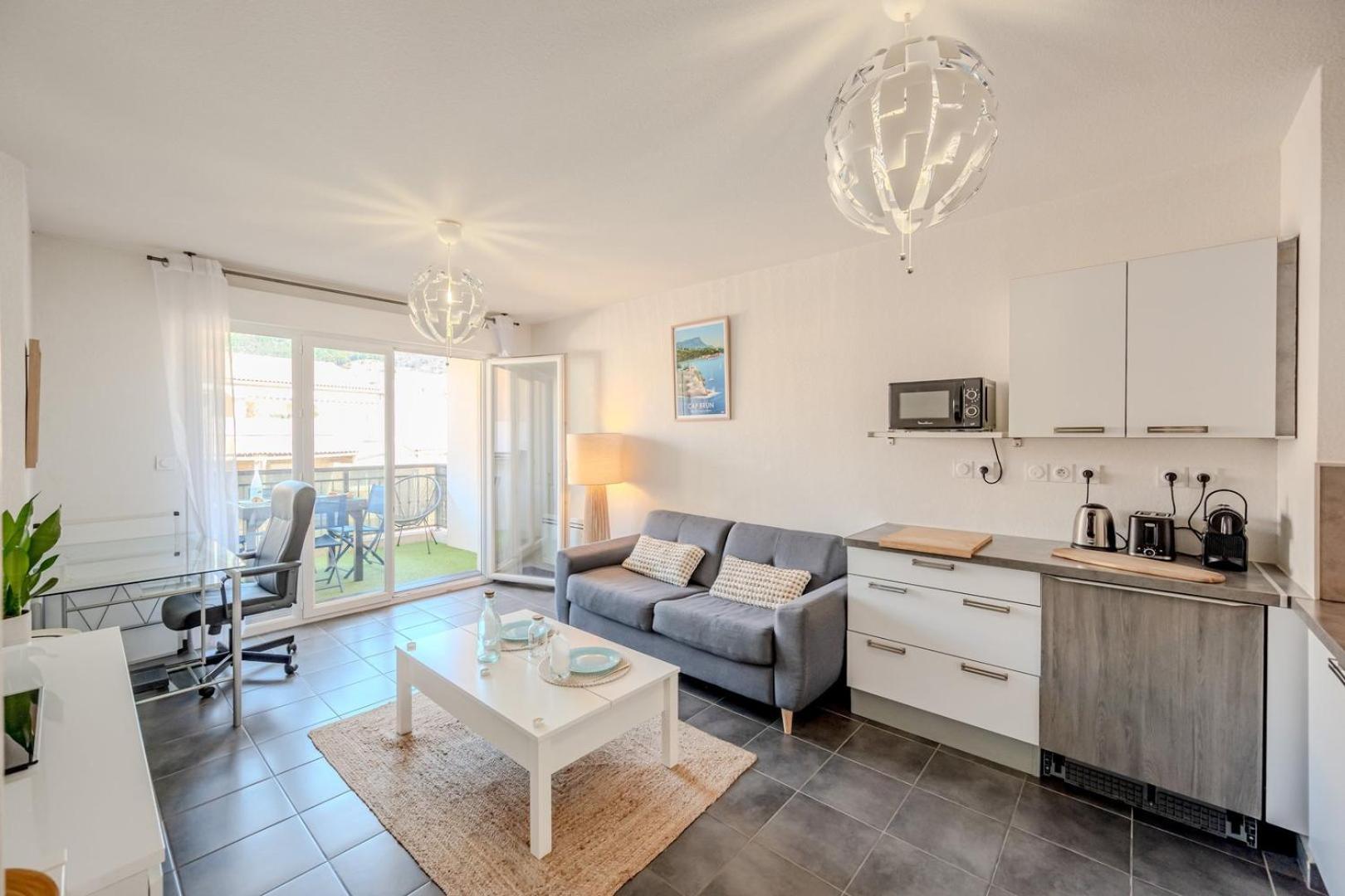 Ferienwohnung Le Neroli T2 Dernier Etage Avec Terrasse Et Garage Toulon Exterior foto