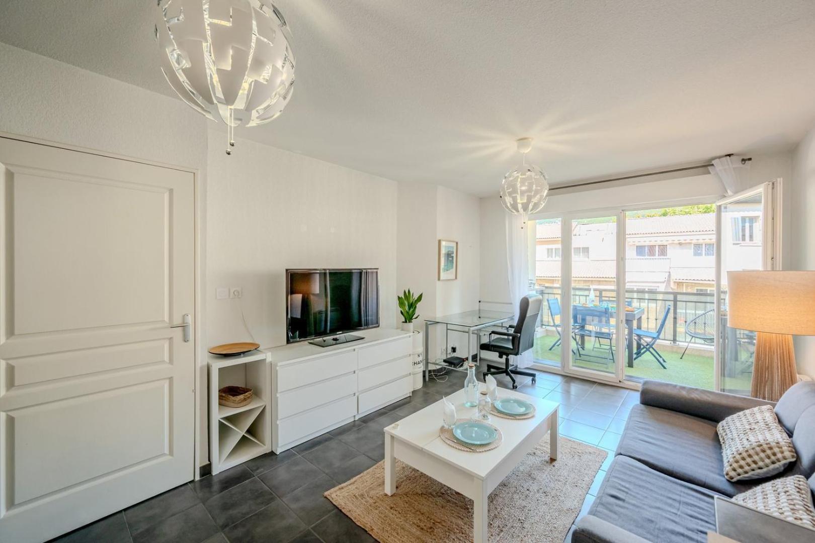 Ferienwohnung Le Neroli T2 Dernier Etage Avec Terrasse Et Garage Toulon Exterior foto